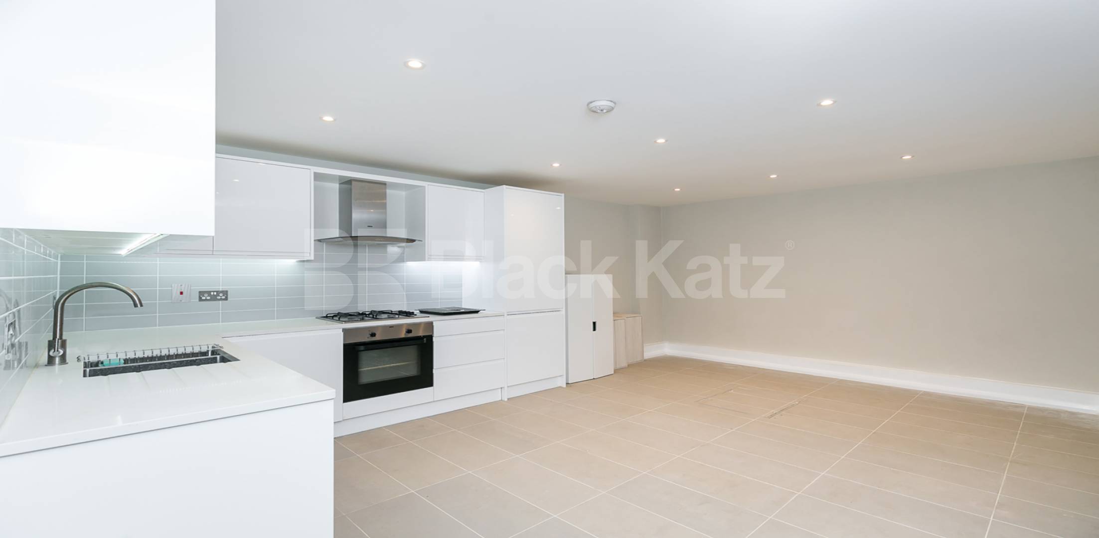 			WAREHOUSE CONVERSION IN ANGEL-OLD STREET-SHOREDITCH, 3 Bedroom, 1 bath, 1 reception Flat			 EAGLE HOUSE-EAGLE WHARF ROAD, ANGEL-OLD STREET-SHOREDITCH